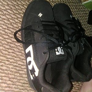 DC shoes